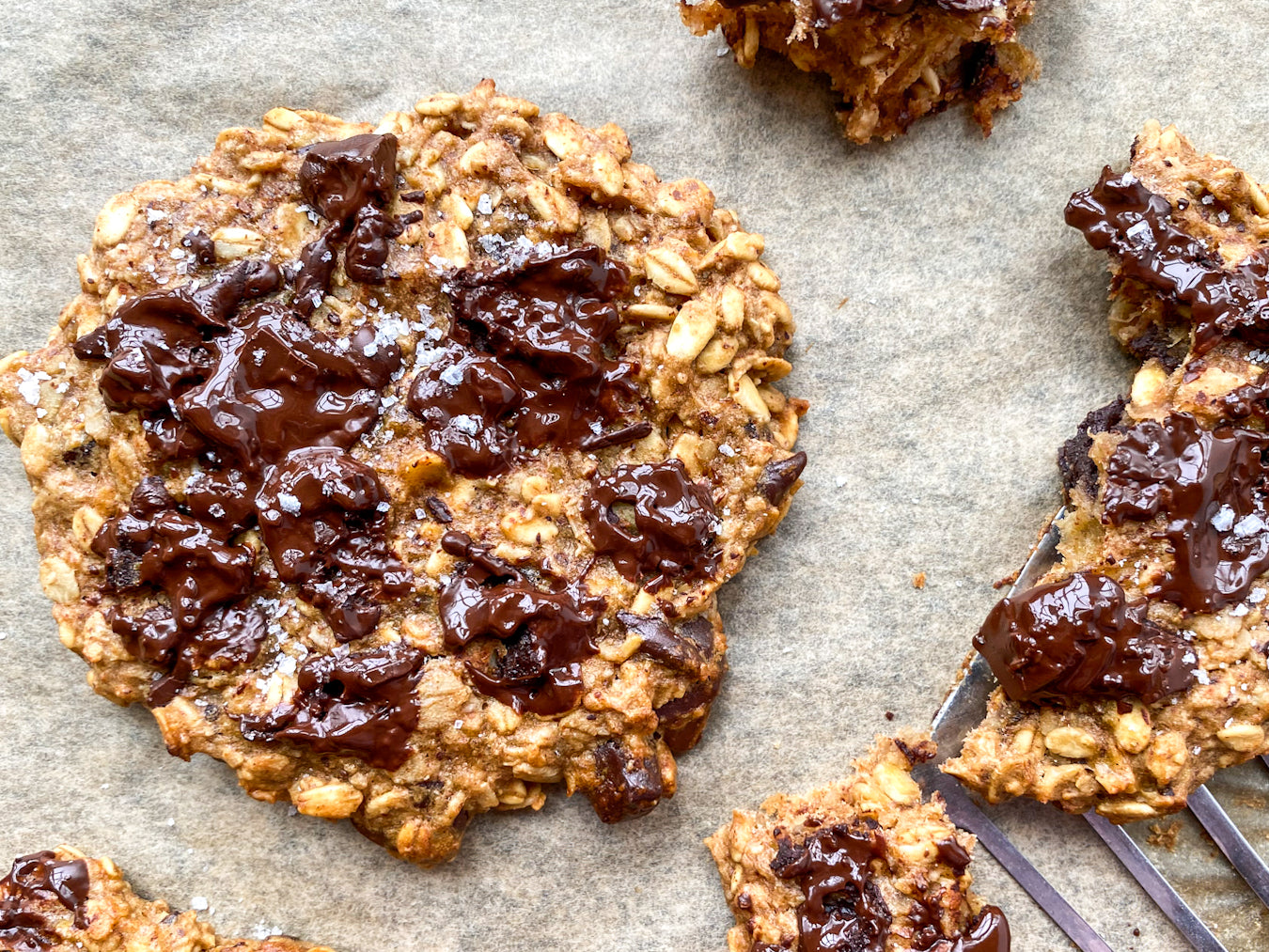 Chocolate Chunk Banana Oatmeal Cookies Recipe