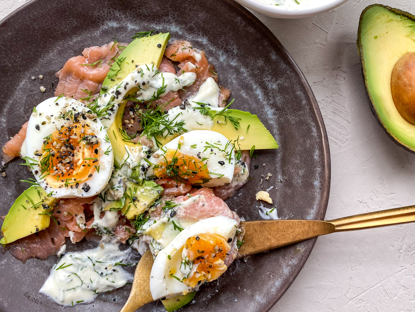 Avocado & Smoked Salmon Breakfast Recipe